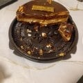 Торт Сникерс от Компании Мистер торт приобрели в Ленте для пятничного чаепития .Торт достойный .
