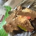Купили торт за 800 своих грамм толстых кусков маргарина безе не увидели от слова совсем. Ужасный.